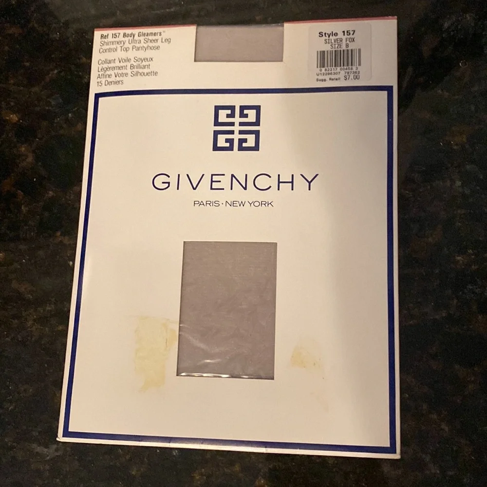 Givency Paris style 157 shimmery ultra sheer color: silver Fox pantyhose size B